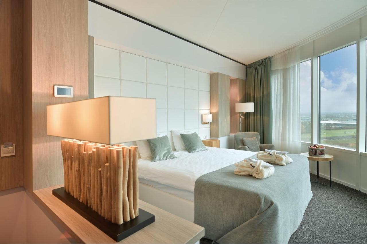 Executive Room,1421004168:JPEG